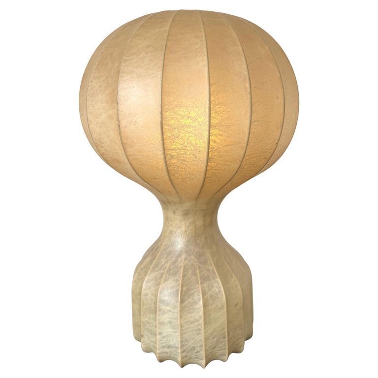 f_47117422_1760963604668_bg_processed Achille e Pier Giacomo Castiglioni, Lampada mod. Gatto, prod. Flos, 1962 - immagine 1